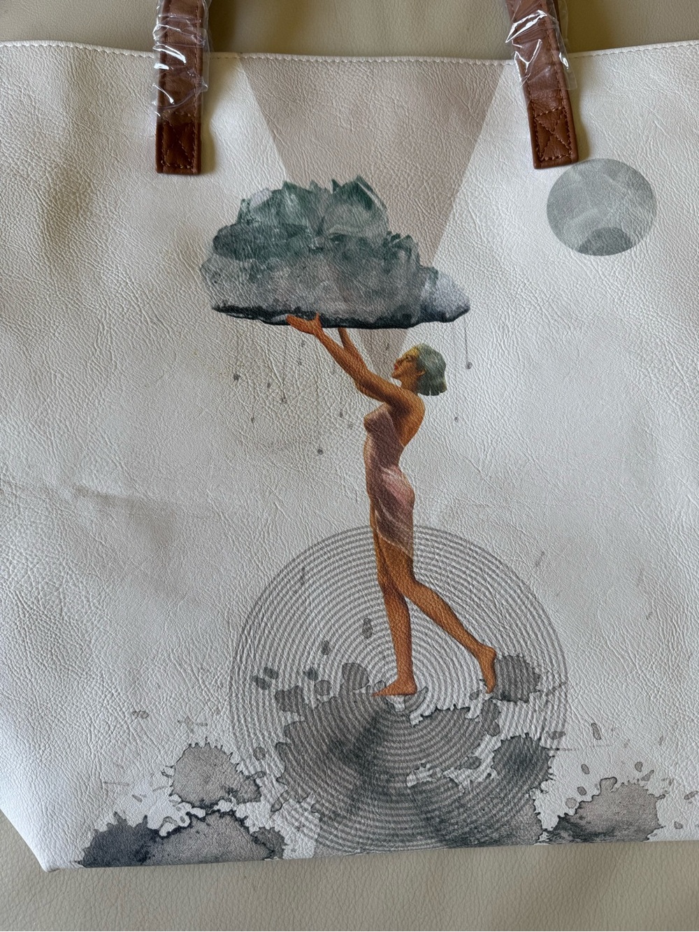 Papayaarts Tote Bag with Artistic Figure Print in White - Picture 8 of 8